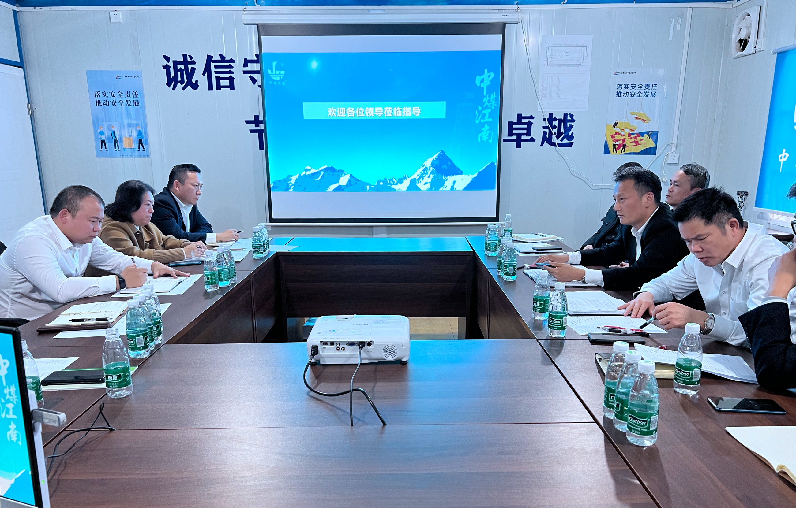 武岳彪在总部办公楼项目督导检查.JPG