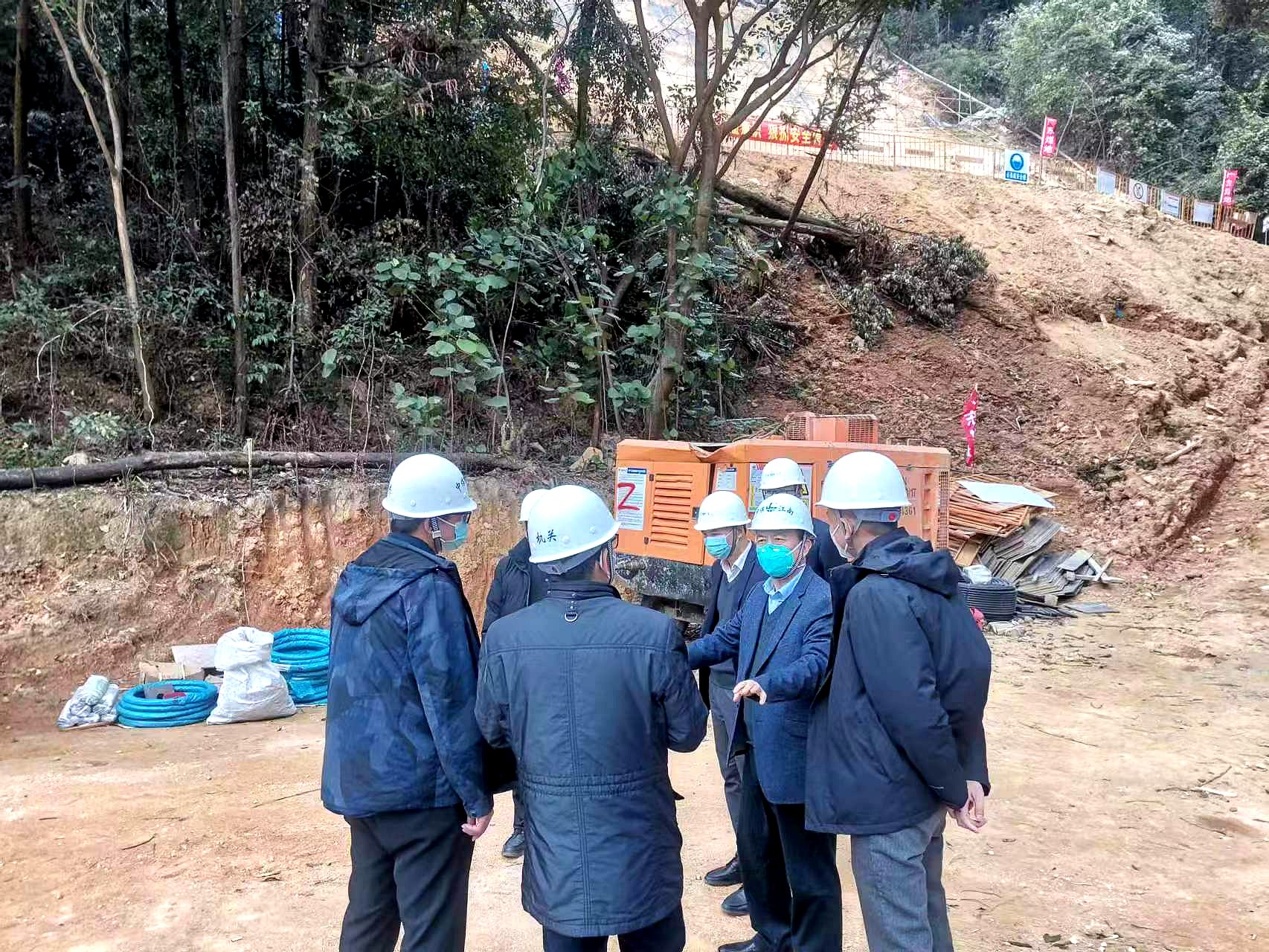 图片3  沈志全带队到花都王子山地质灾害治理项目检查.jpg