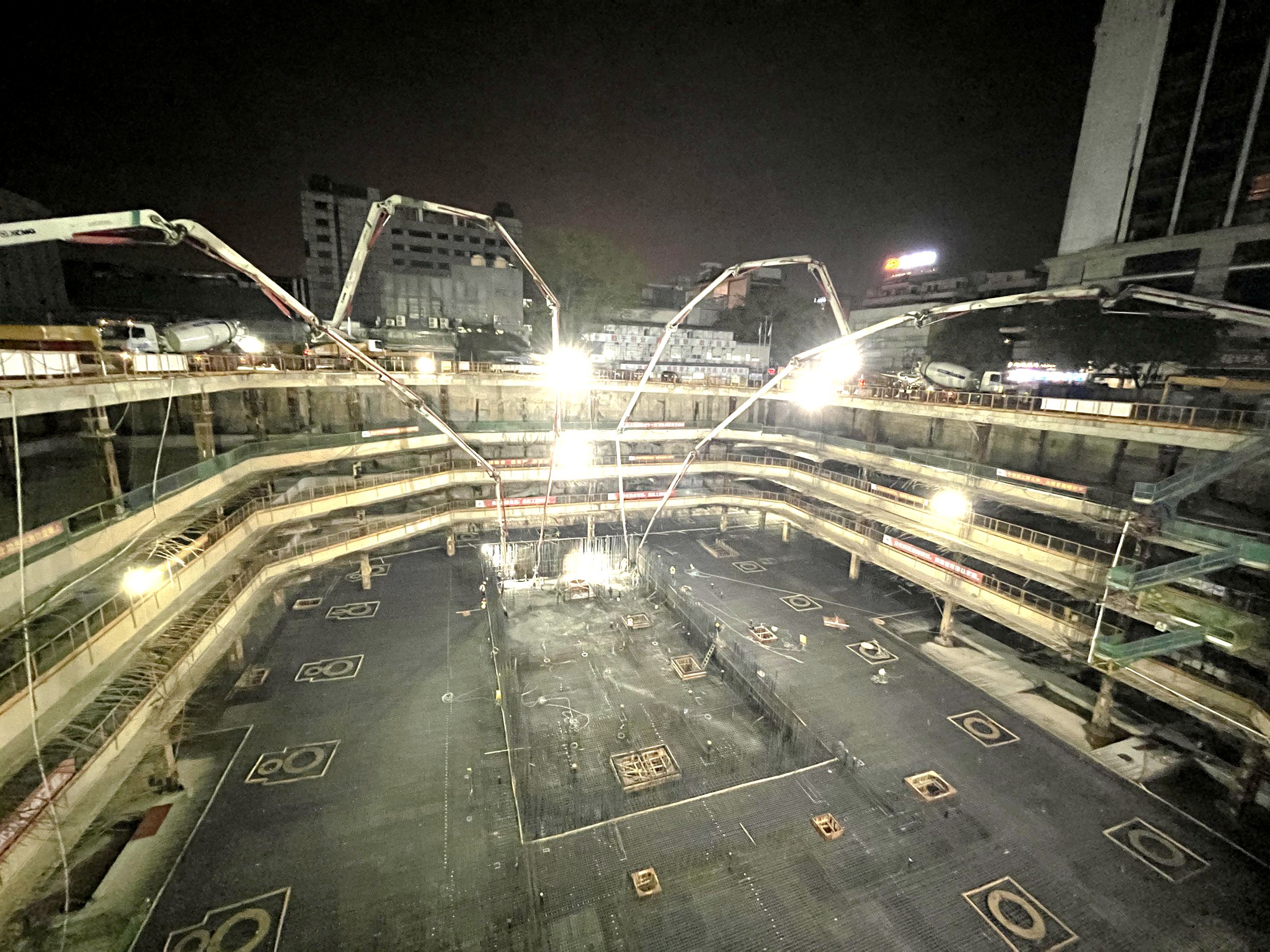 珠海分公司万菱环球中心地基与基础工程项目6.jpg