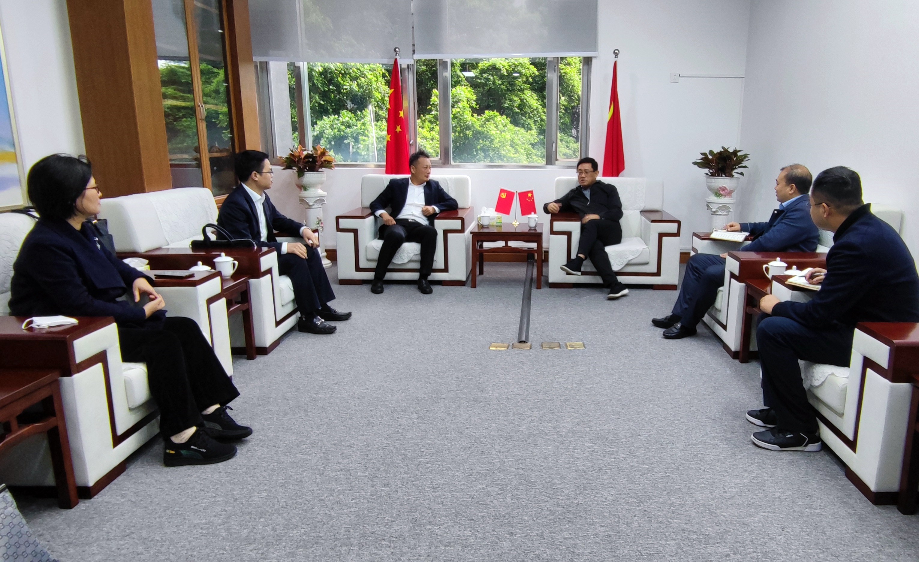 武岳彪拜访财政部广东监管局.jpg