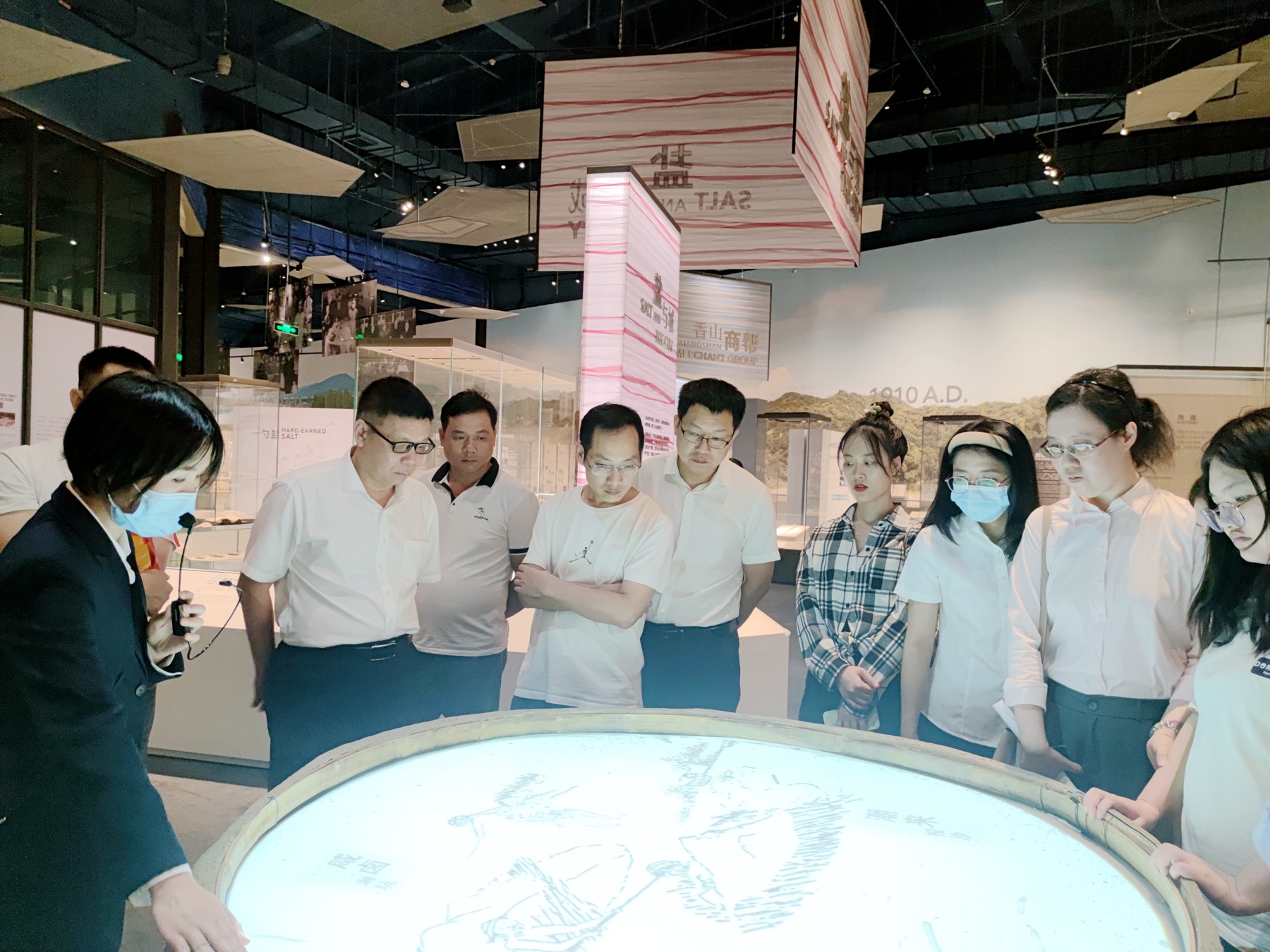珠海分公司以党建带团建开展五四主题活动6.jpg