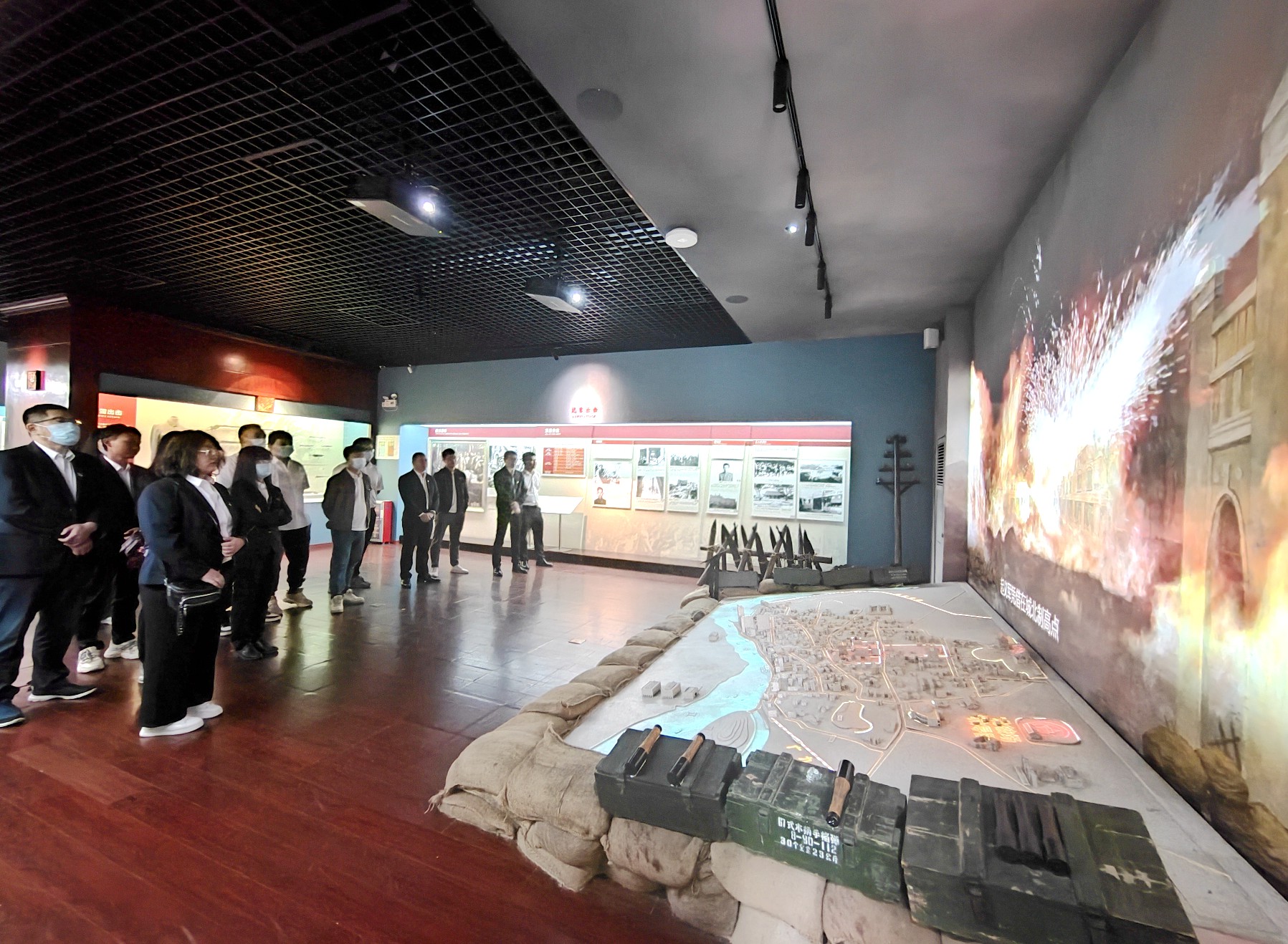 基础工程分公司开展主题党团日活动 1_副本1.jpg