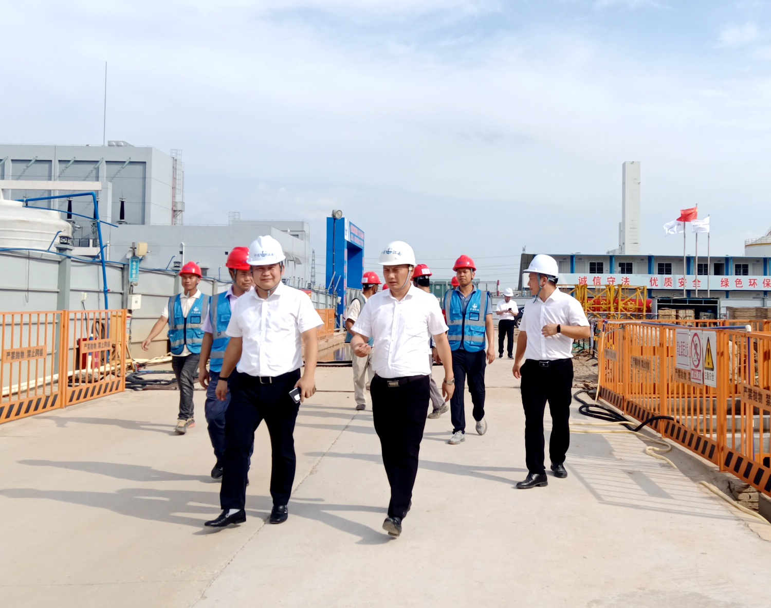 雅迪香料新工厂建设项目安全检查.jpg