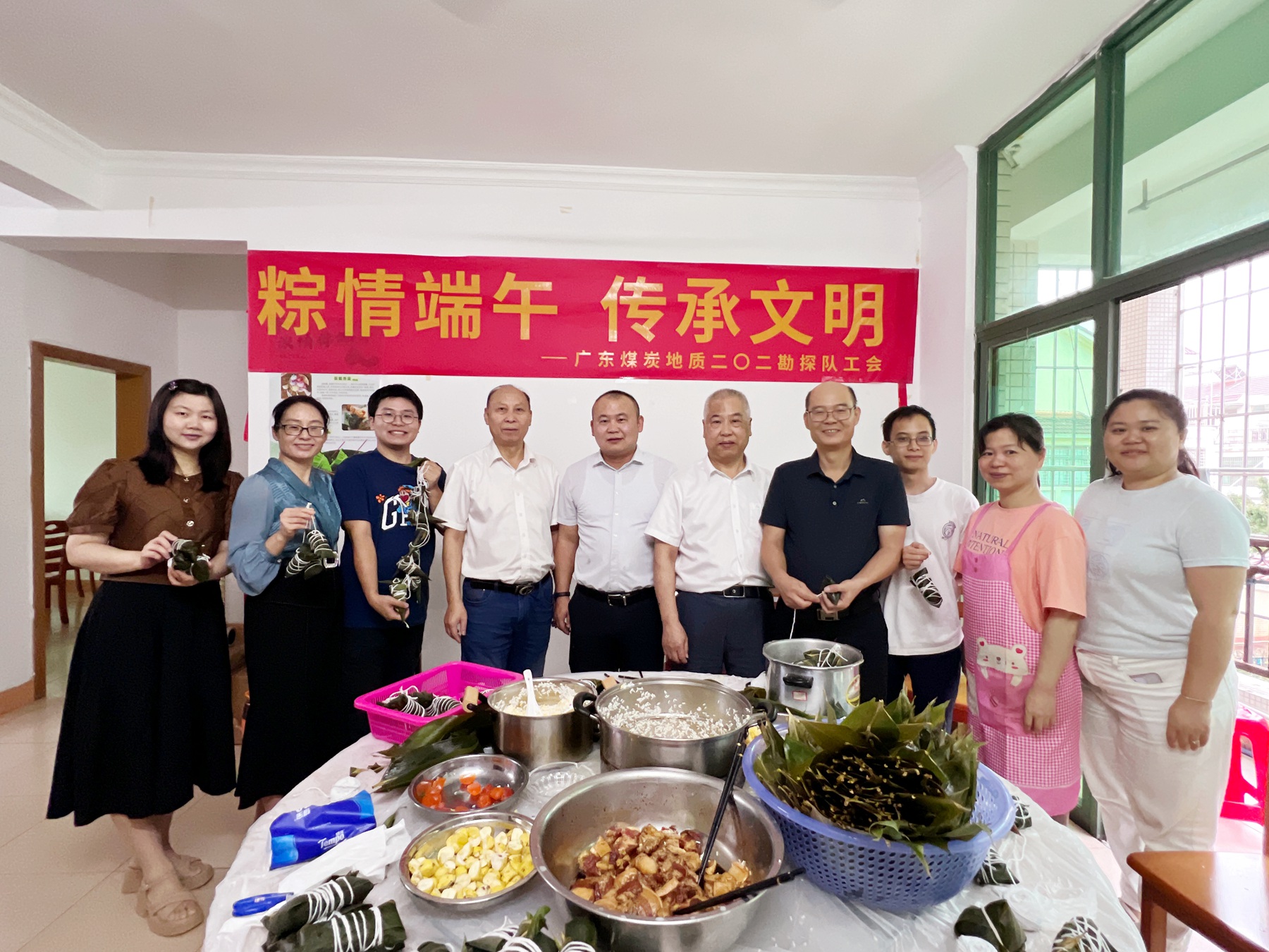 二〇二队（花都分公司）机关后勤活动照片1.jpg