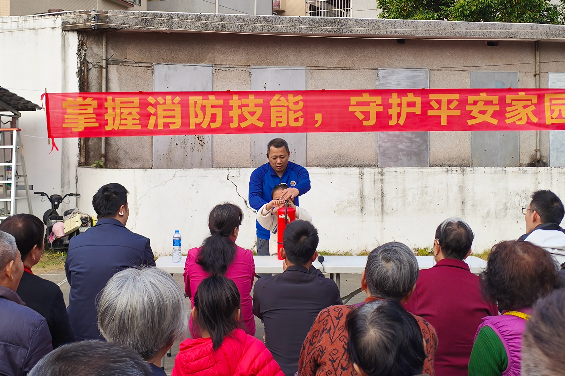 佛山分公司消防讲座 (3).jpg